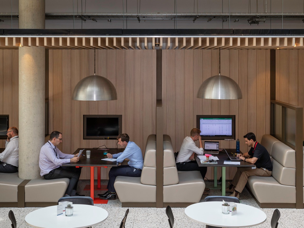 /content/dam/kingspan-group-website/projects/kingspan-british-sugar-case-study-image-4-explore-carousel.jpg/jcr:content/renditions/cq5dam.web.1280.1280.jpeg